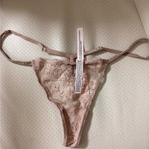 Victoria’s Secert Dream Angels Biege Twinkle V-String Panty M
